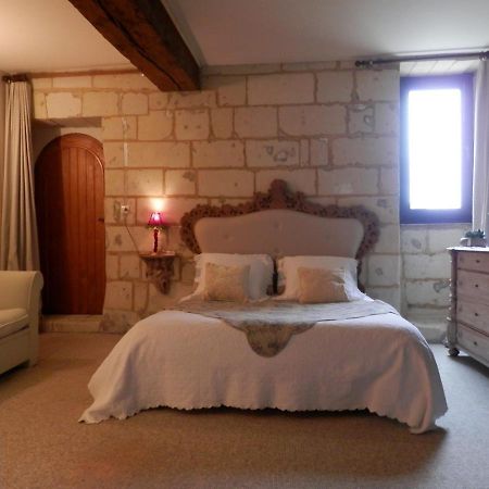 Le Prieure Bed and Breakfast Montsoreau Eksteriør billede