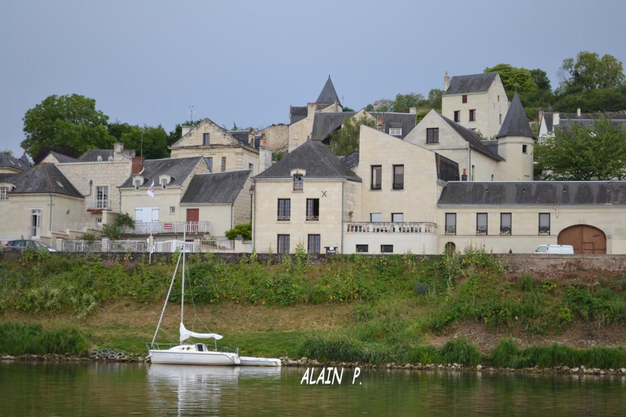 Le Prieure Bed and Breakfast Montsoreau Eksteriør billede