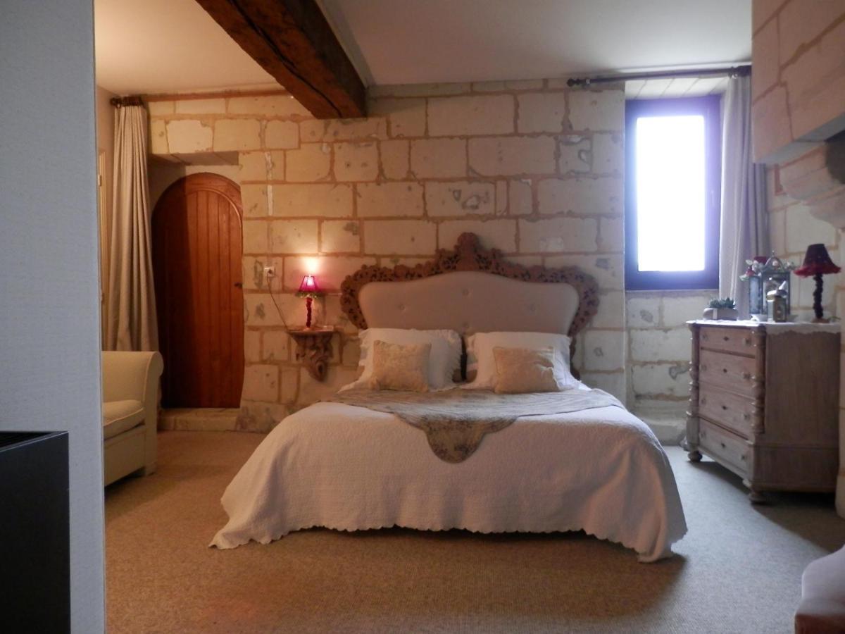 Le Prieure Bed and Breakfast Montsoreau Eksteriør billede